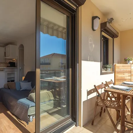 Saint James-14 By Interhome *