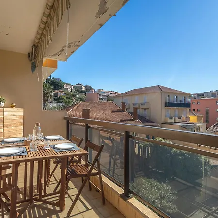Saint James-14 By Interhome * Le Lavandou