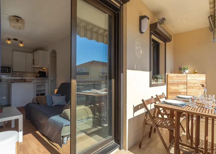 Saint James-14 By Interhome *